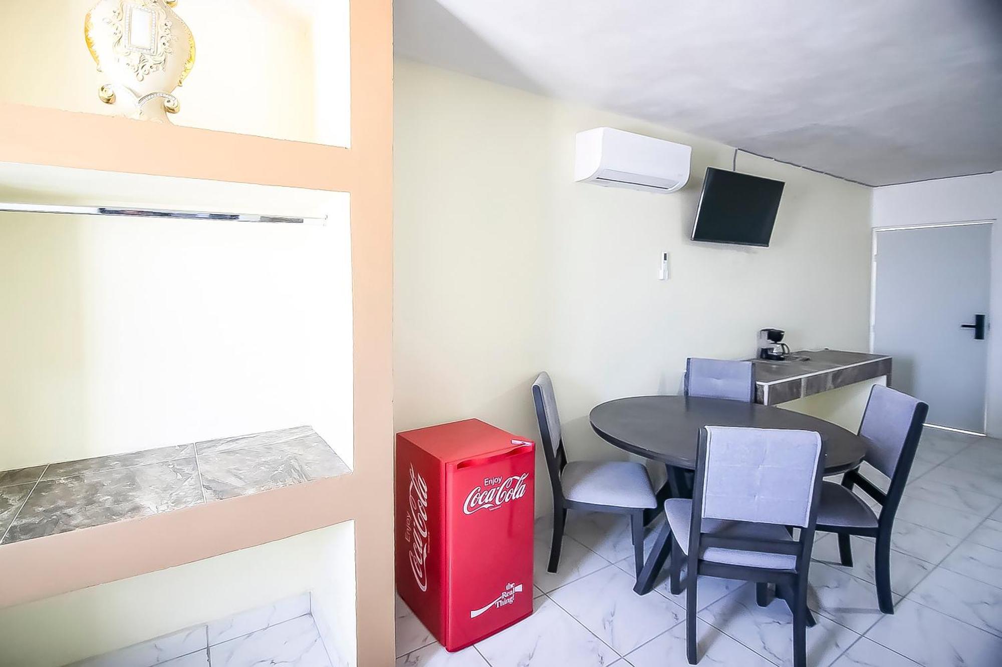 Oyo Hotel Plaza Las Torres, Cabo San Lucas Dış mekan fotoğraf